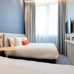 holiday-inn-express-antwerp-city-centre-an-ihg-hotel.hotelsghent.com/