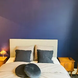 Living History - Suikernest Aparthotel Antwerpen